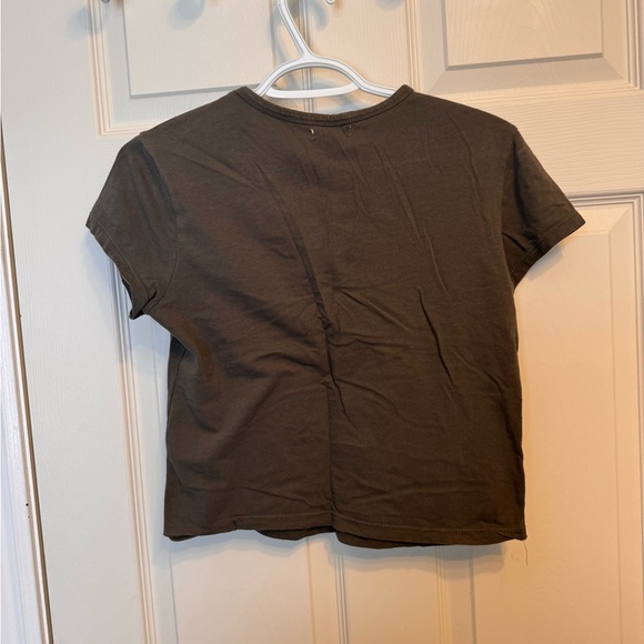 Ardene Basic Olive Tee - Picture 2 of 4